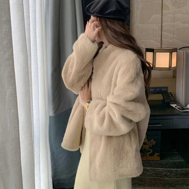 2023 inverno nuovo cappotto integrato in pelliccia senso avanzato femminile imitazione pelliccia visone giacca in peluche colletto alla coreana lungo cappotto a vento pigro