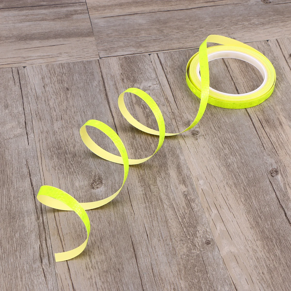 

8M Bike Wheel Reflective Stickers Yellow Cycling Rim Tape Safe Accessories for Night Fog Rain Riding Reflective Tape