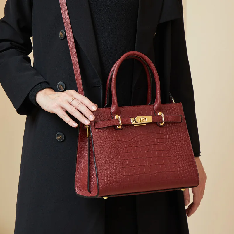 2024 New Summer Fashion Large Capacity Genuine Leather Mom bags Bolsas para mujeres bagsfor lady tote handbag square crossbody