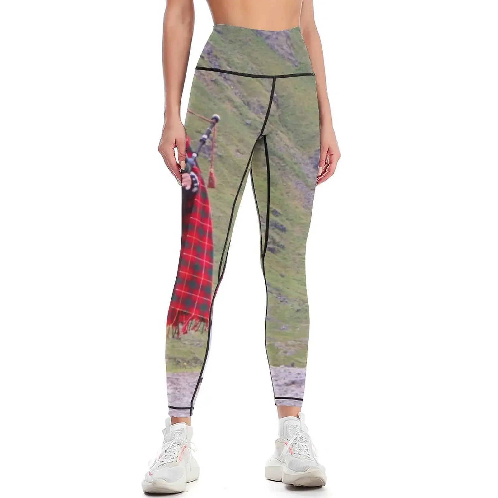 

Lone Scottish bagpiper, Highlands, Scotland Leggings Fitness woman active wear sport legging Sports pants for Womens Leggings