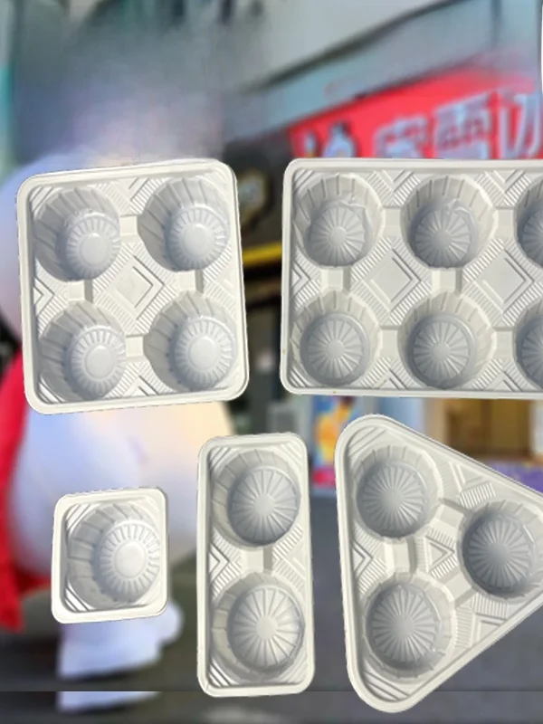 

Пластиковая одноразовая подставка для чашек Thiened для чая с молоком на вынос, белая основа для парирования с четырьмя чашками, фиксированный бот