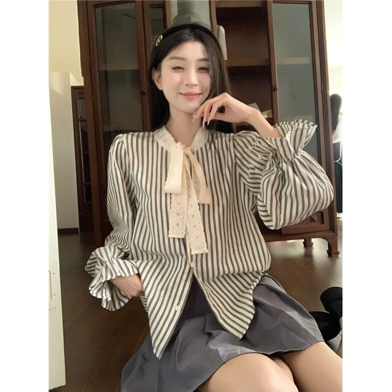 

Korean Style Lace Trim Striped Puff Sleeve Blouse With Bow Tie Casual Loose Top For Early Autumn