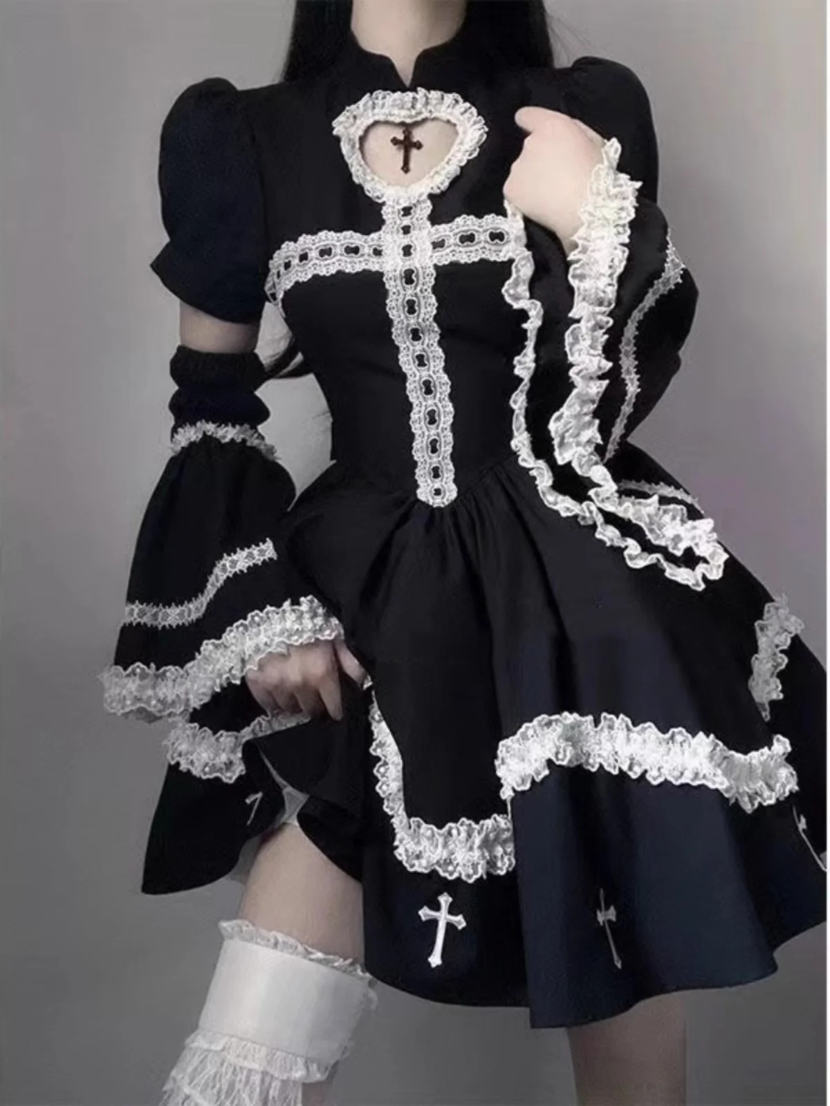 فستان لوليتا قصير منفوش بألوان متباينة من إم إس إكسيدو، تصميم أنيق بخصر مرتفع وأكمام طويلة، قصة على شكل حرف A مناسبة للارتداء...