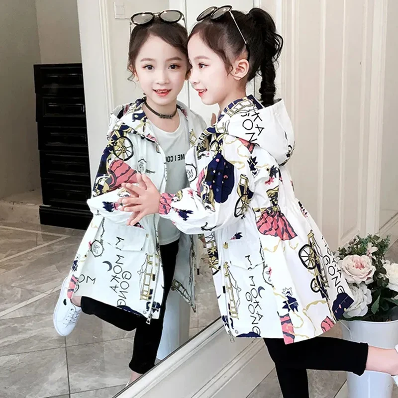 

New Spring Autumn Polyester Jacket For Girls Korean Version Fashion Cartoon Print Windbreaker Casual Hooded Children's Clothing