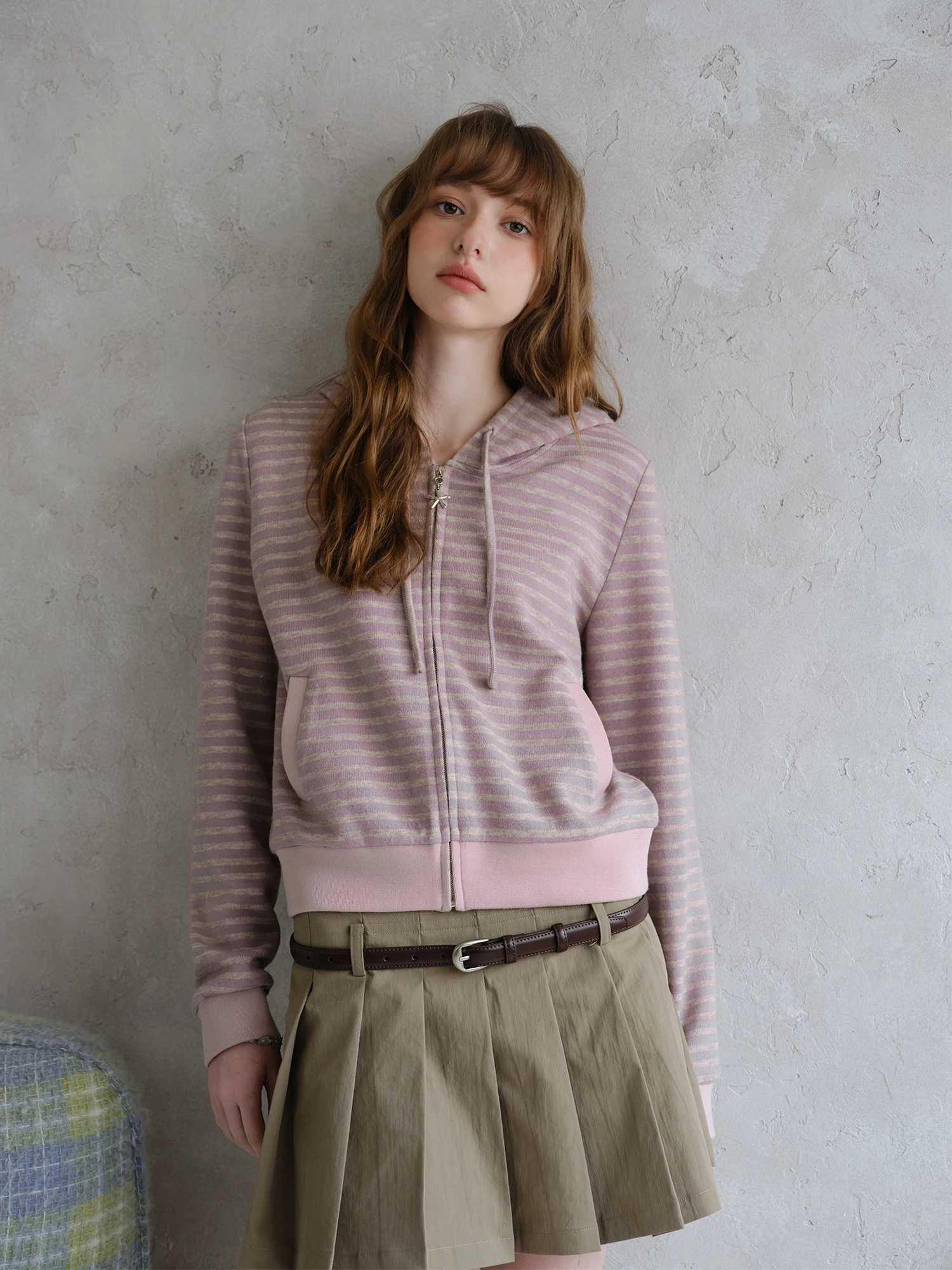 

Amweird Women's Slim Fit Hoodie Jaet Spring 2026 Casual Stripe Zipper Sweatirt Outerwear Stand Fit Long Sve