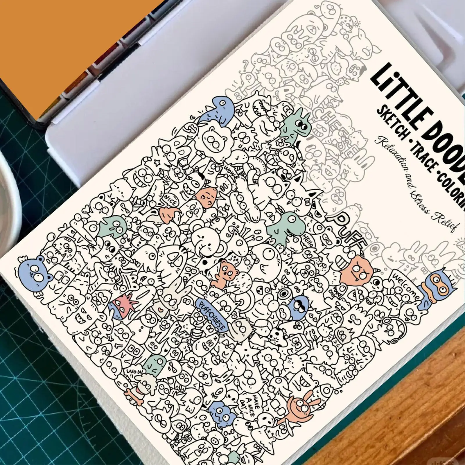 1Pcs DecompressionGraffiti Book Containing Exquisite Graffiti Patterns for You to Trace and Color Aiming to Provide Creativity