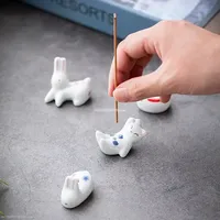 1pcs Rabbit and Kitten Incense Holder Ceramic Cute Incense Burner Ornament Creative Home Decor Incense Holder Home Decoraction