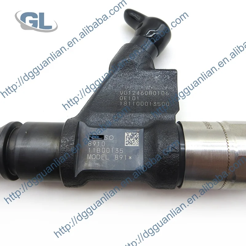 High Quality Common Rail Diesel Fuel Injector 095000-8910 095000-8911 VG1246080106 For Sinotruk Howo Various A7 D1