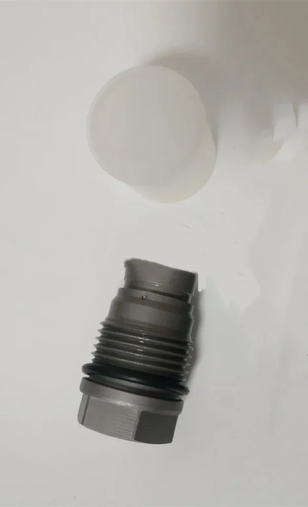 

Original Fuel Rail Pressure Relief Limite Valve Oem 1110010013/1 110 010 013 High Quality