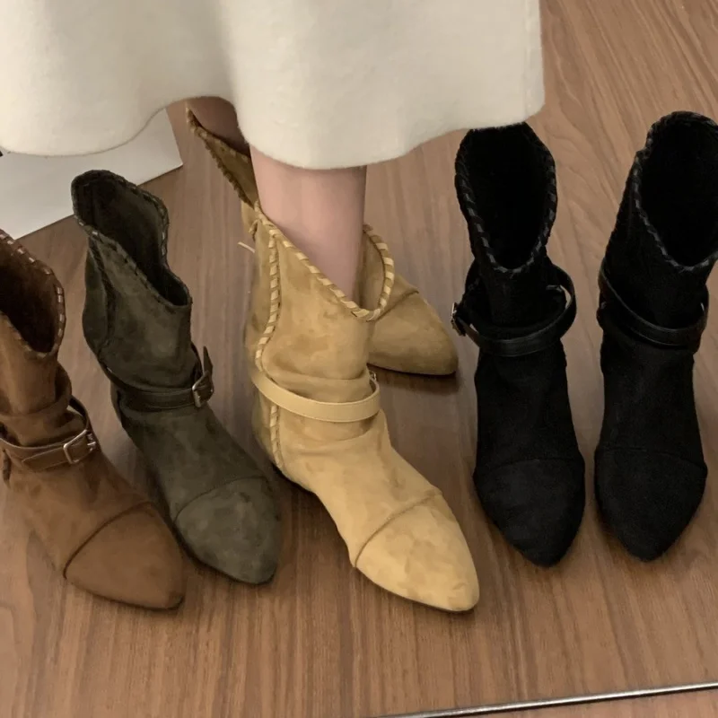 

2025 New Autumn Winter Retro Suede Pointed Toe Stacked Boots for Women Western Cowboy Ankle Boots with Hidden Wedge Heel