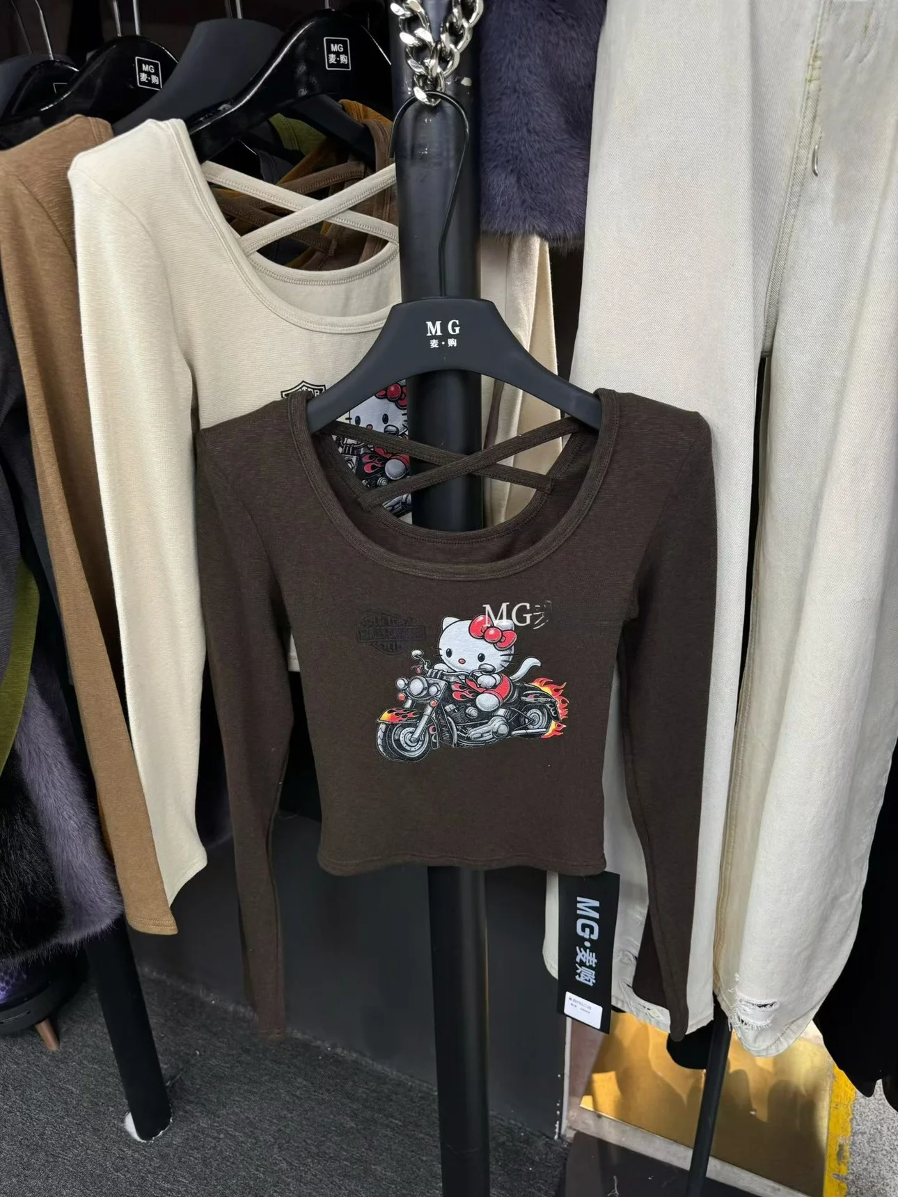 

Корейский Sle Long Sve Fce Lined Slim Fit oulder Padded ort T irt Женский удобный зимний топ из мягкого хлопка