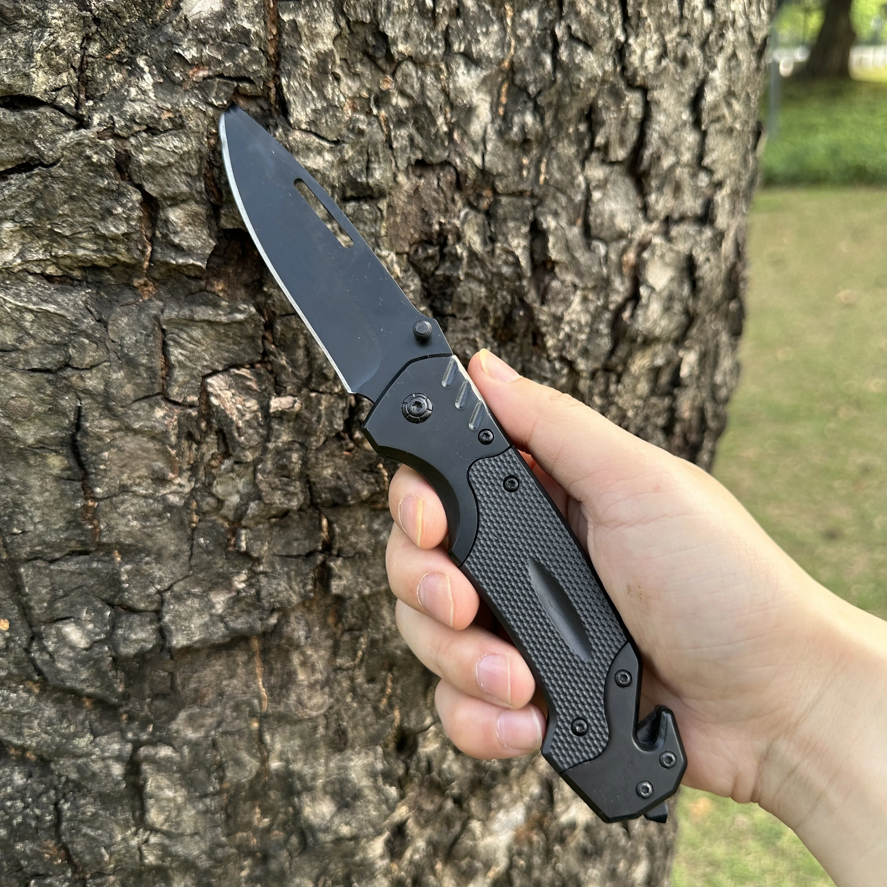 Outdoor Stainless Steel Folding Multifunctional Knife Camping Outdoor Tactical EDC Pocket Knives Hardness Survival Self-defense