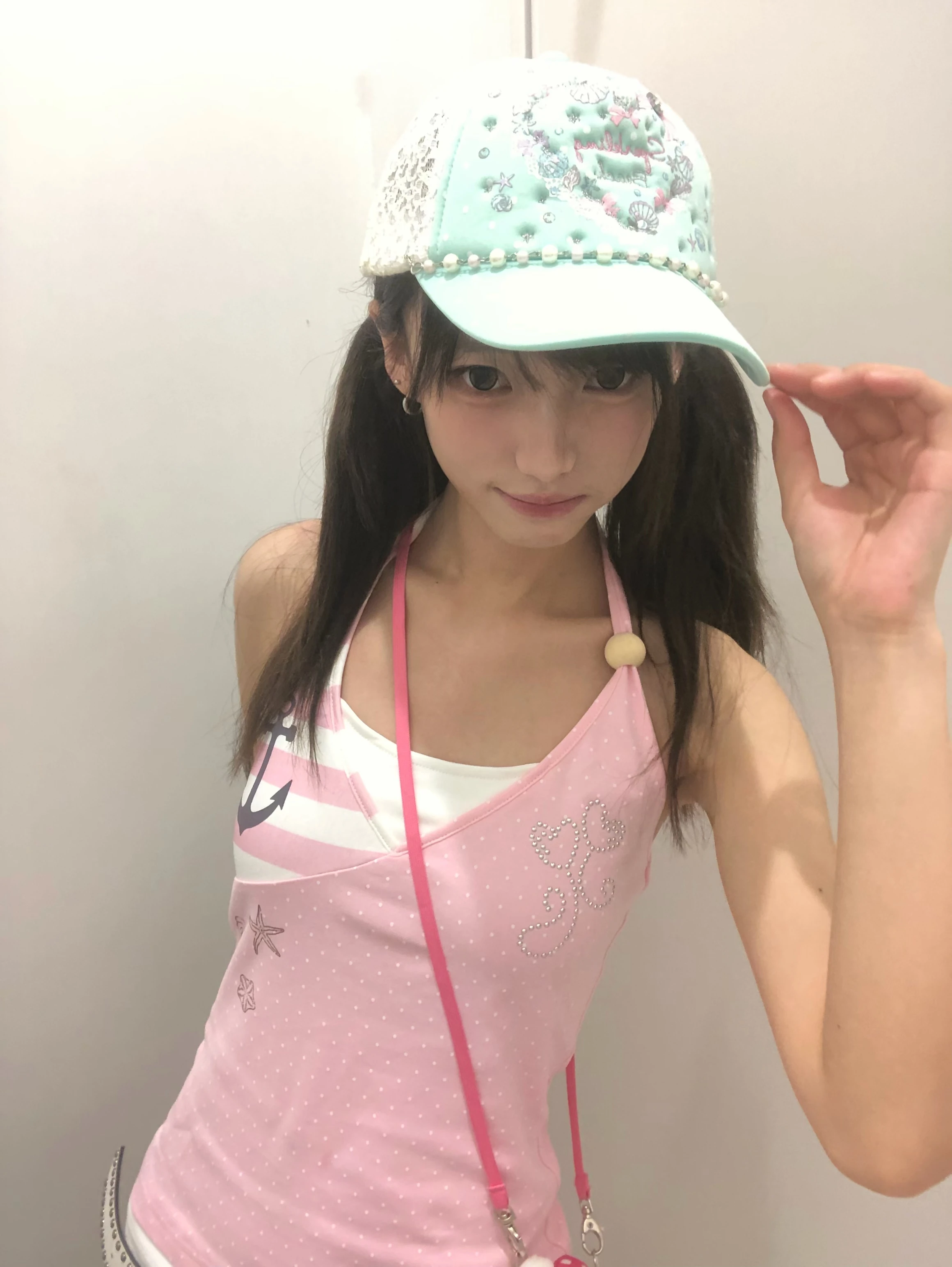 Karrram Japanisches Y2k Pink Halter Top 2000er Cutecore Strass-Print Tanktop Vintage Harajuku Patchwork Ärmelloses Top Kawaii – Detail 9