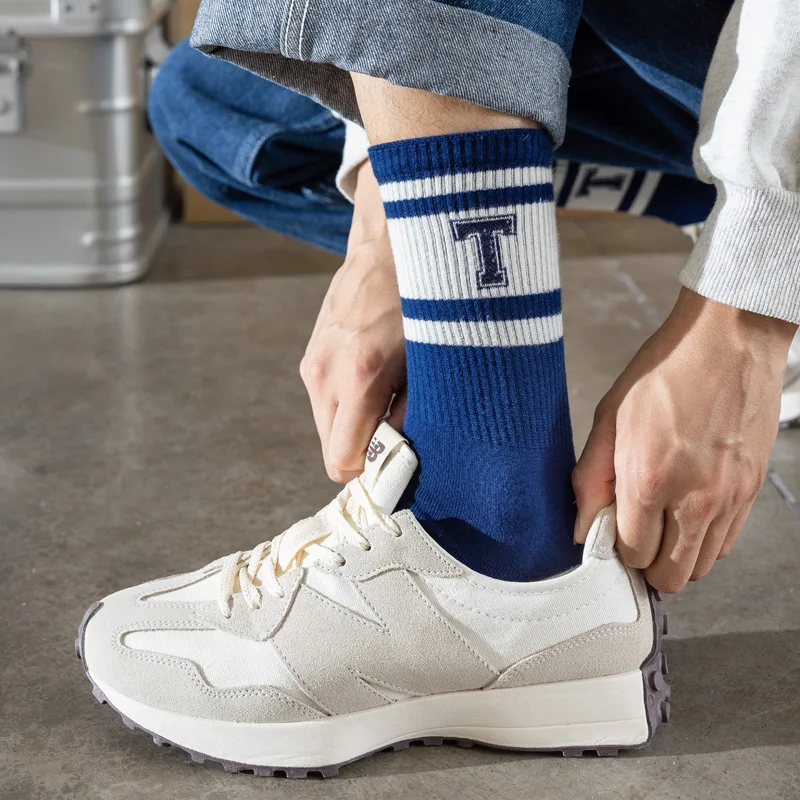 Men'S Stockings Blue Absorb Sweat Cotton Socks Long Tube Letter Sport Breathable Basketball Stockings For Men Leisure Unisex