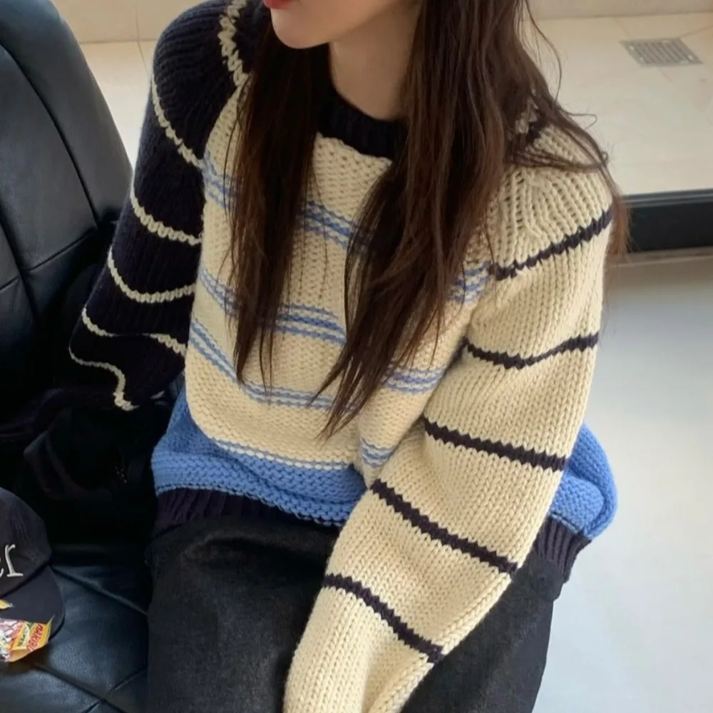 

Chic Autumn Winter Yarn Dyed round Ne Sweater Asymmetrical Color Blo Design Vertical Stripes Casual Sle Fem Faion