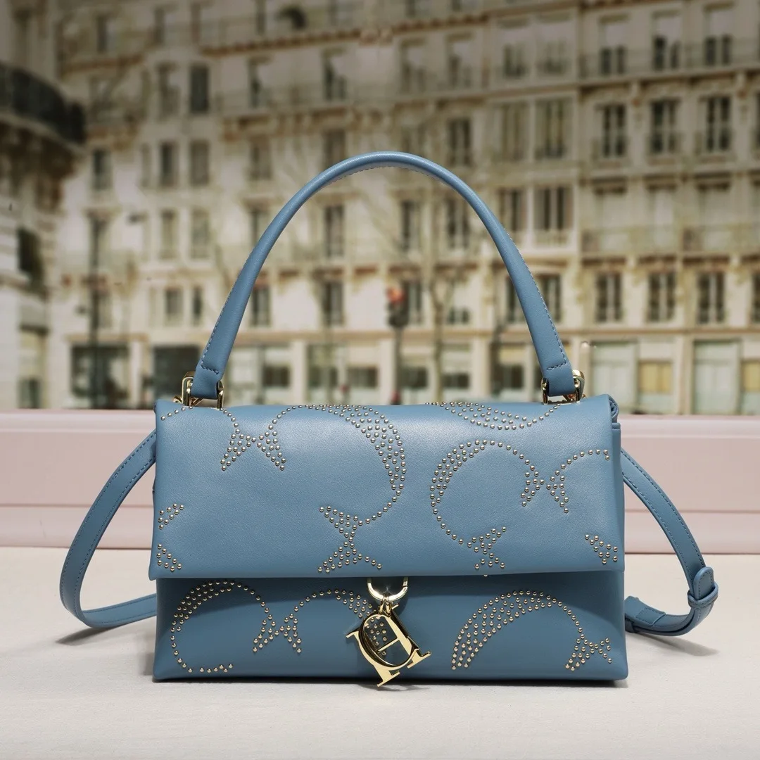 

Designer Inspired Women Leather Tote Bag Elegant Shoulder Handbag Luxury Vintage Style Crossbody Bag for Ladies