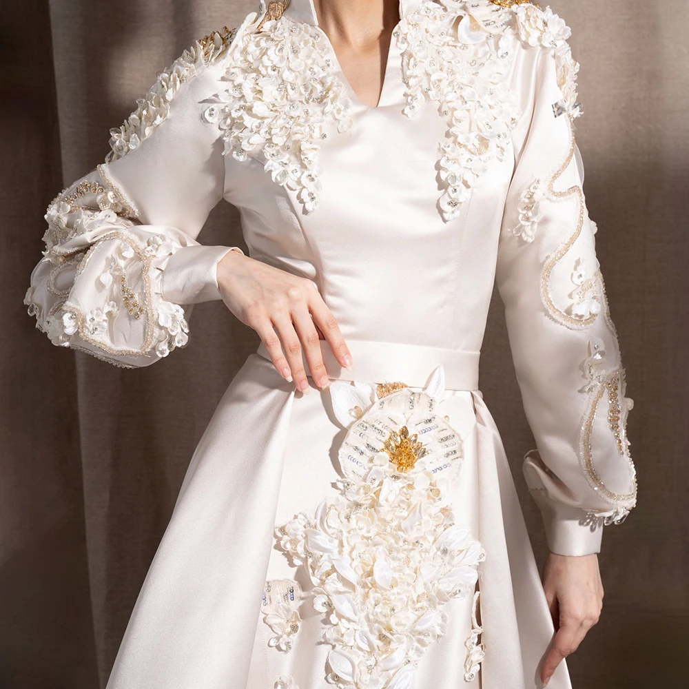 Customized Pure White Satin Lace and Beading 3D Flowers Evening Dress A-Line Zipper Back V-Neck Long Sleeves for Bridal Party