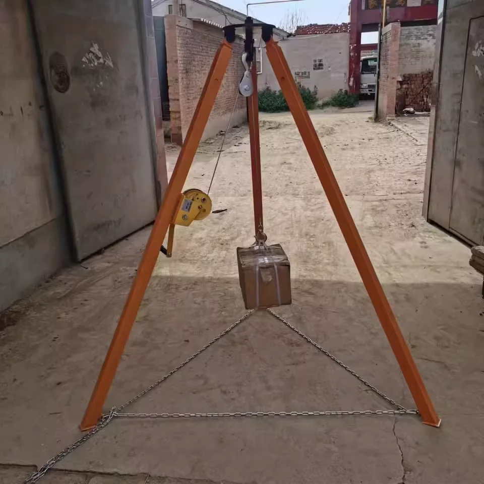 Lifting Tripod Hand Chain Hoist with Telescopic Legs and Iron Bracket for Confined Space Rescue and Maintenance Work