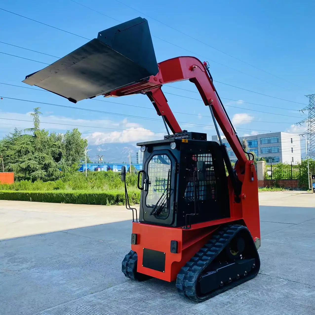 High Efficiency Customized Skid Steer Loader - Kubota Engine Crawler Type With Brush Grapple Attachment