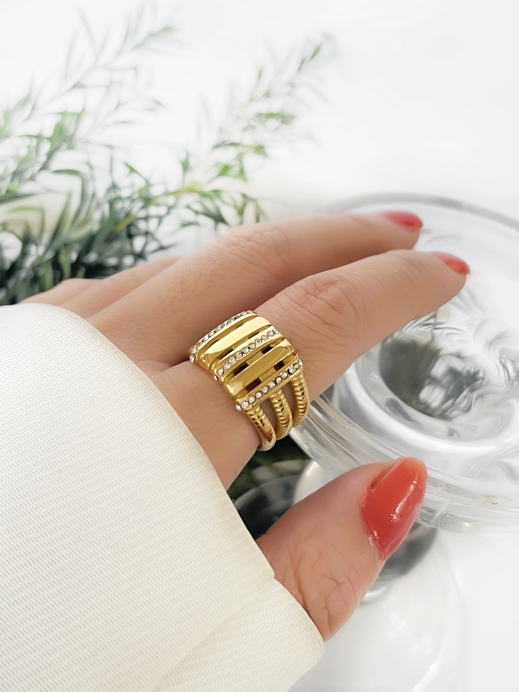 Peri'sbox Solid Gold Plated Three Row Texture Wide Ring with Rhinestones Stainless Steel Free Tarnish Statement Rings Exquisite