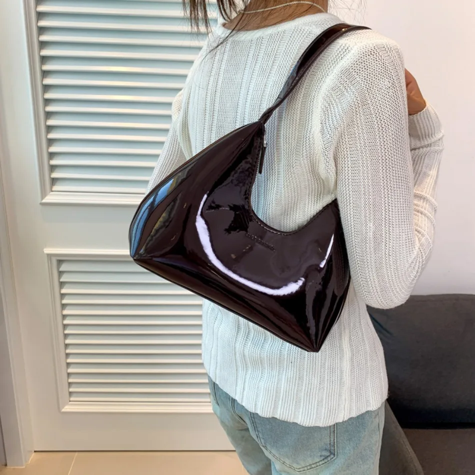 Fashionable Shoulder Bags for Women\'s Designer Solid Colors Patent Leather Crescent Bag 2024 New Small Handbag Ladies Totes Sac