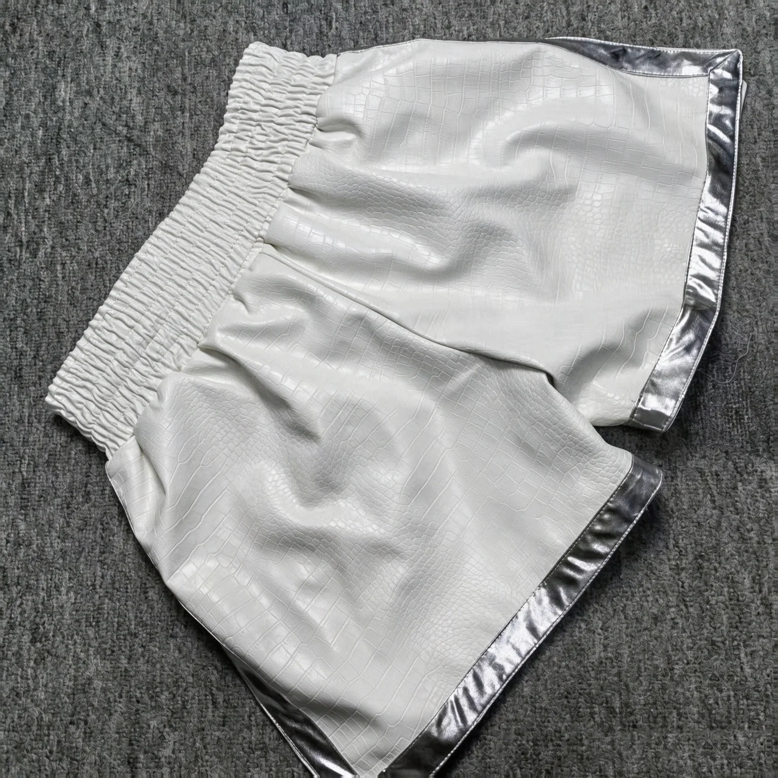 Advanced Leather Taekwondo Muay Thai Shorts White Silver Edge Side Opening Boxing Training Match Martial Arts Clothing