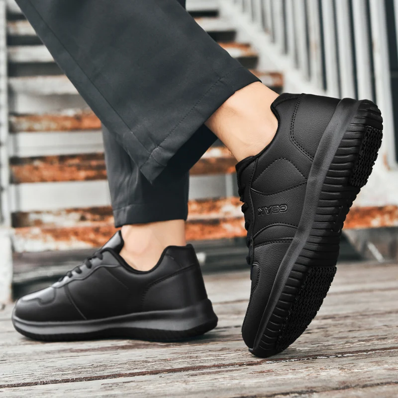 Daily sports men's shoes New men's casual shoes Outdoor breathable fashion running shoes Soft and comfortable