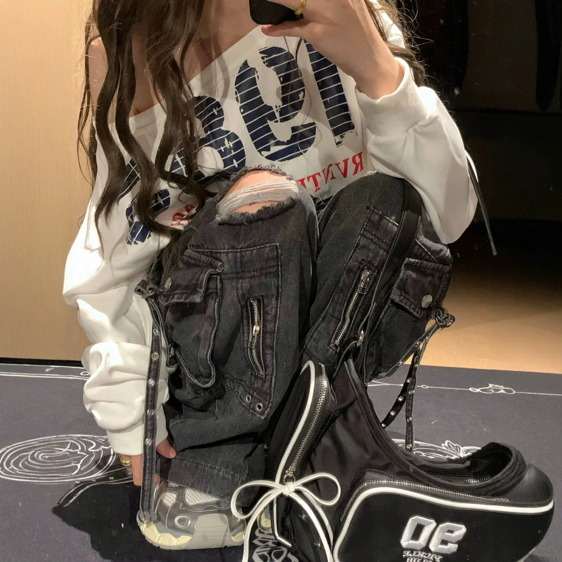 2026 Autumn Women's Hoodie Fashionable, Comfortable, Loose, Casual Temperament, Versatile For Commuting, Simple One Neck Hoodie