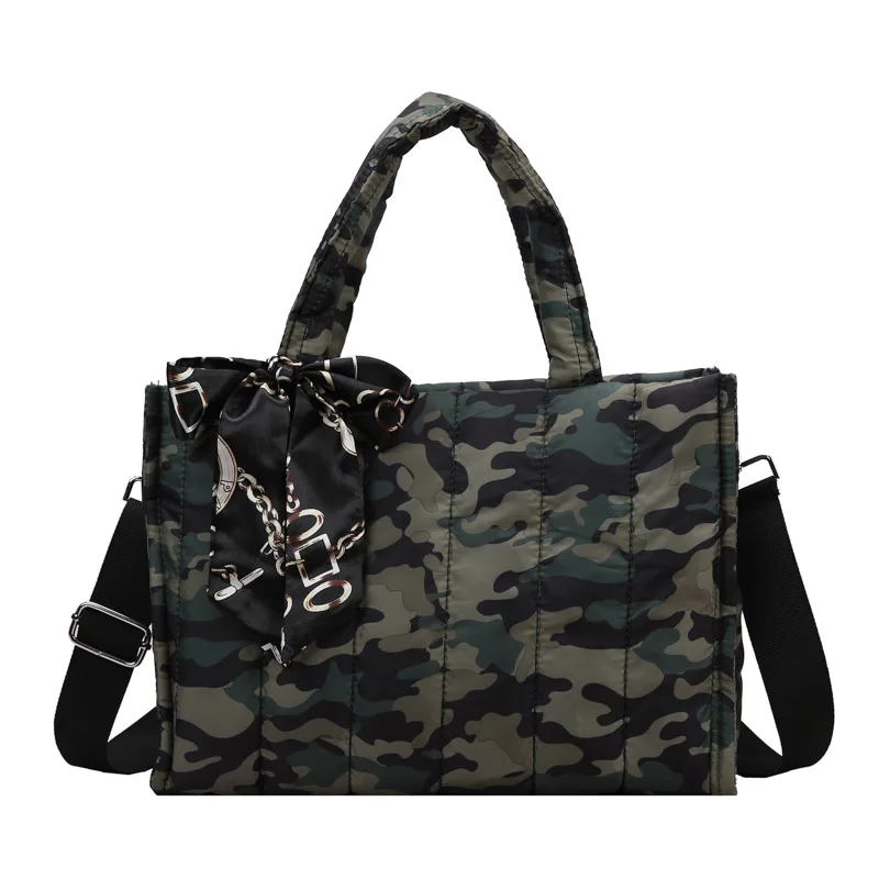 2023 New Winter Designer Handbags Womans Space Bale Cotton Totes Bags Down Feather Padded Lady Shoulder Bag Sac A Main Bolsas