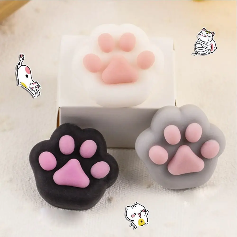 4x4.5cm Soft Sensory Toy Mini Cat Paw Squeeze Toy Silicone Fidget Toy Cartoon Fidget Toy TPR 3D Pinch Decompression Toy Children