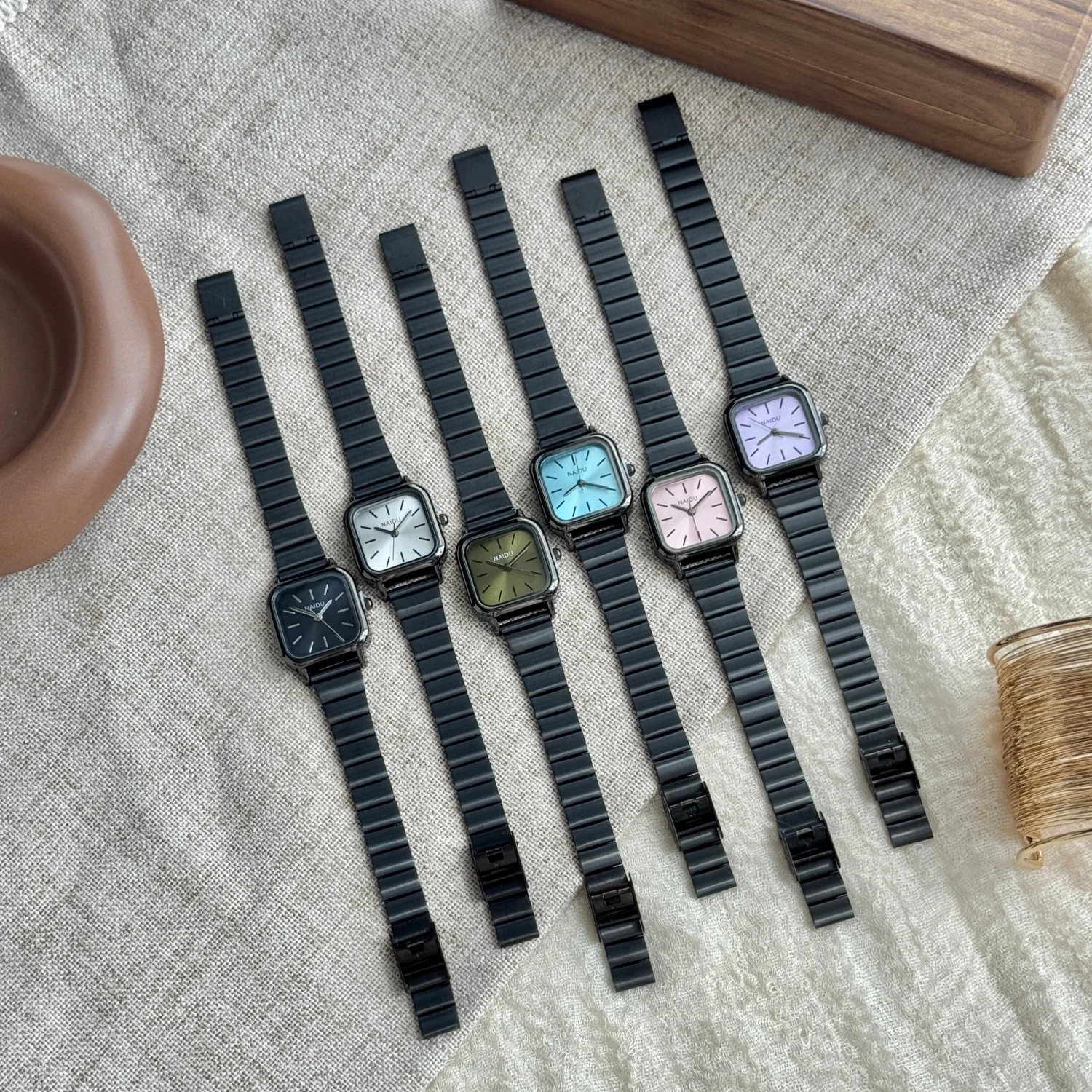 

Business Simple Quartz Watch for Women Retro Gift Ladies Watches SquareDial Adjustable Black Stainless Steel Strap Wristwatches