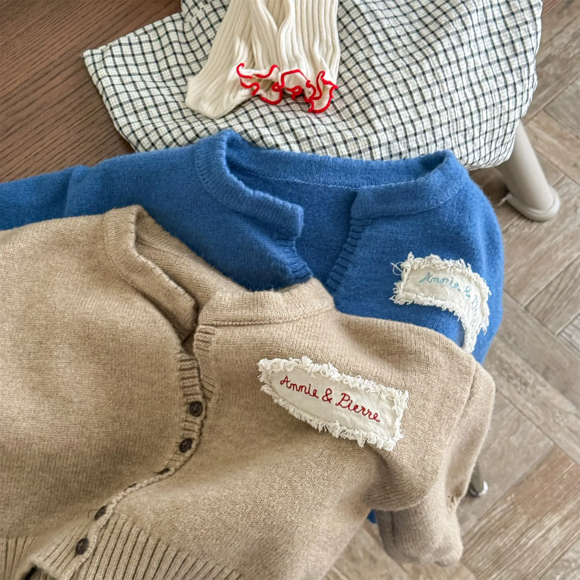 Otoño nuevos niños de manga larga cárdigan de punto moda para chicas suéter abrigo niños Chaqueta de punto de algodón abrigos ropa de bebé