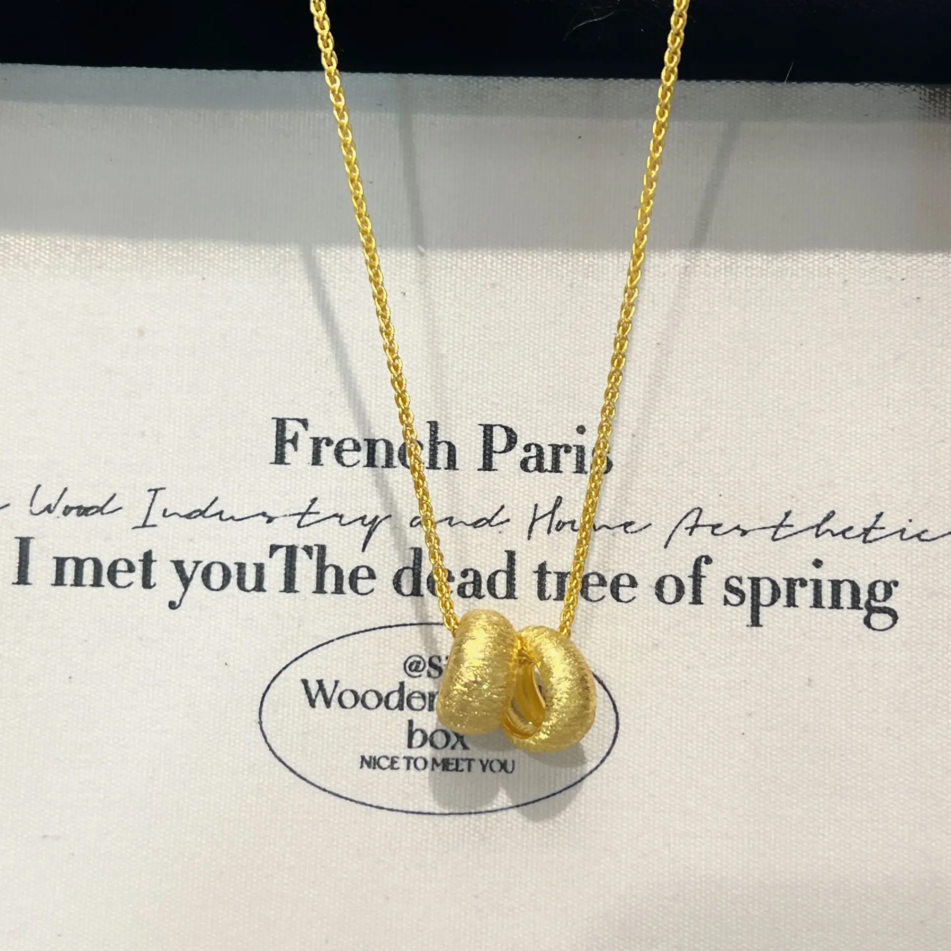 Antique gold craftsm brushed double ring donut necklace for women high-end design light luxury collares banquet jewelry gift