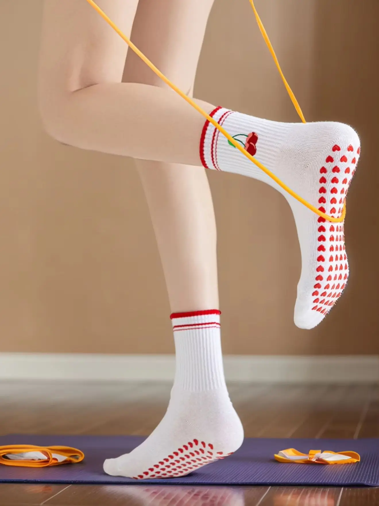 1 par de calcetines profesionales de yoga transfronterizos, calcetines de algodón con tiras de silicona antideslizantes para pilates, fitness y baile.
