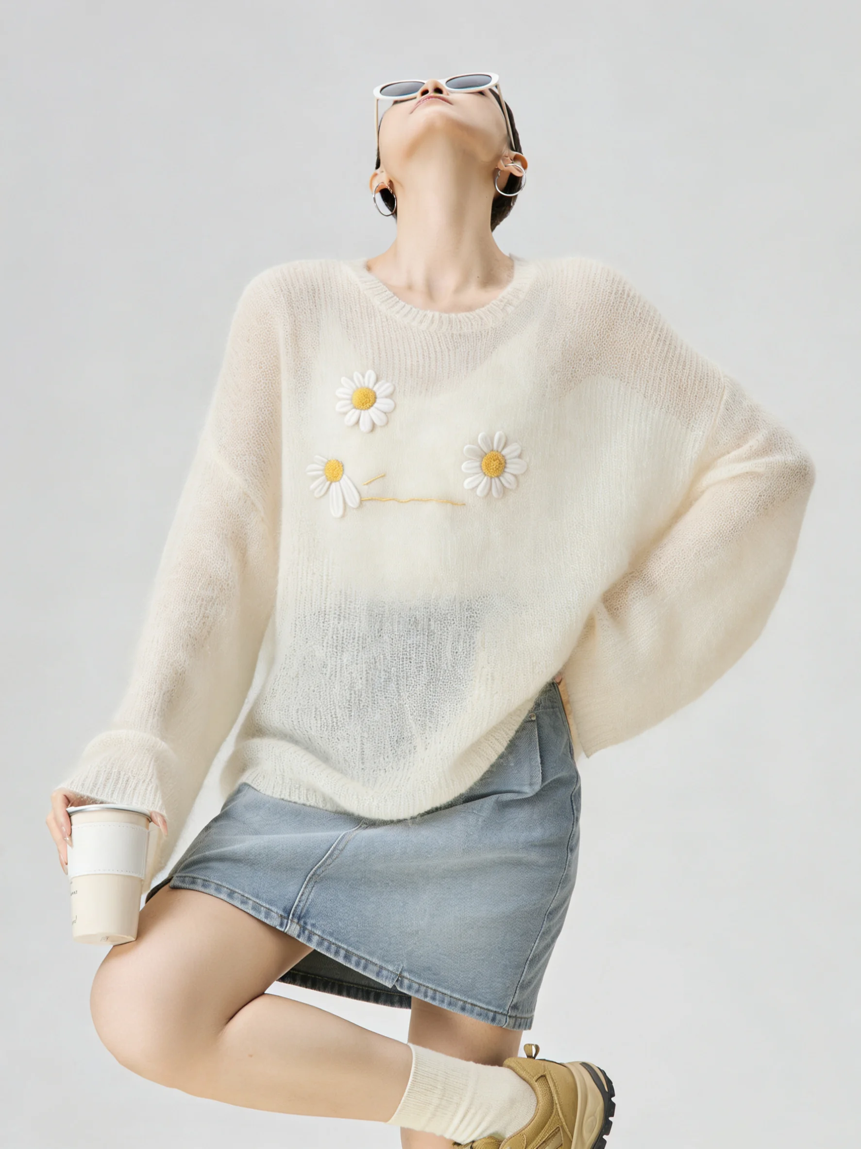 

White Embroidered Loose Casual round Neck Knitted Cover up Spring 2026 New Women's High Know How to Dress Top