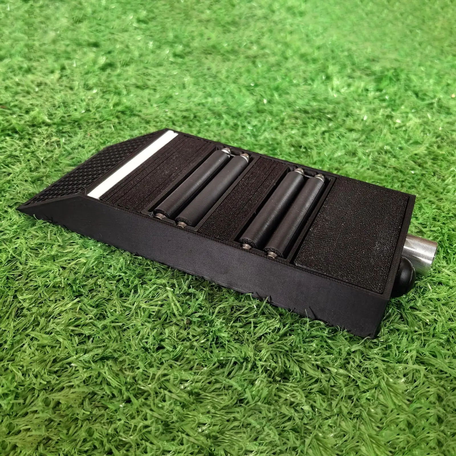 

Model Car Display Workshop Layout Accessory Miniature Horsepower Machine for 1 64 Scale Car Showcase