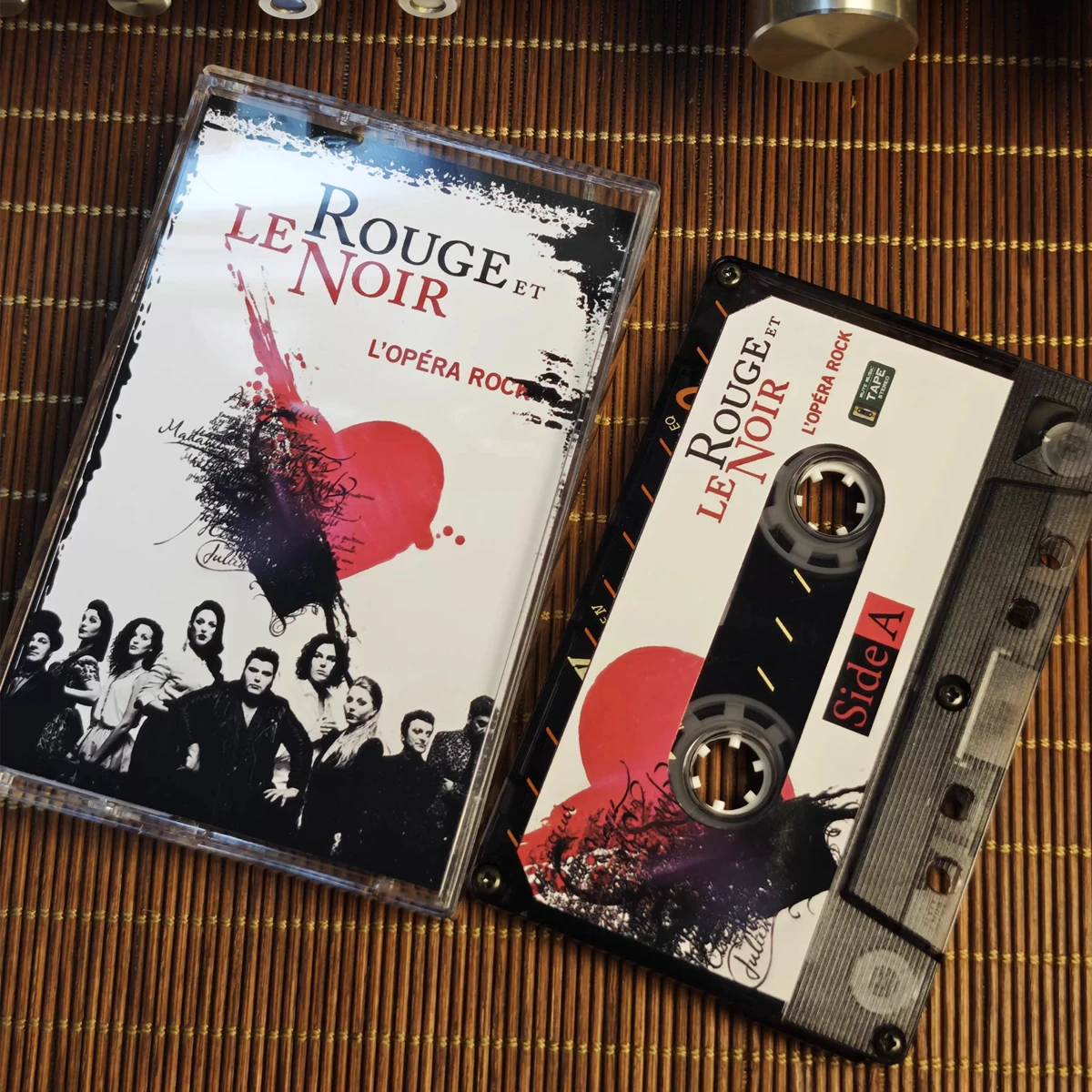 

Rock Le Rouge et le Noir Stendhal музыкальная лента Danielle Thompson OST альбом кассеты косплей Walkman рекордер автомобильные звуковые дорожки коробка