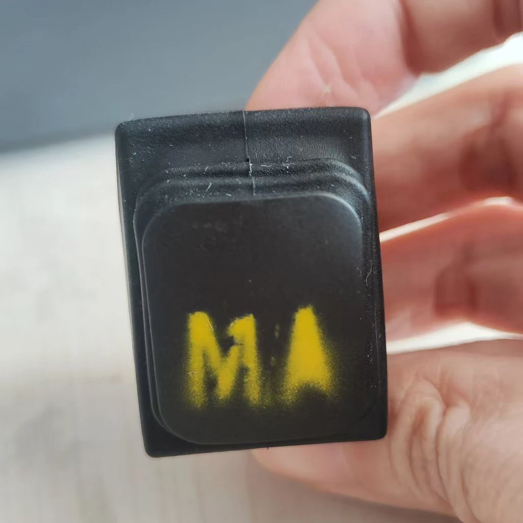 M/N Switch for Sinotruk Sitrak C7H G7H HOWO T7H T5G Automatic Gear Shift Handle Yellow Label AMT  WG9700240170