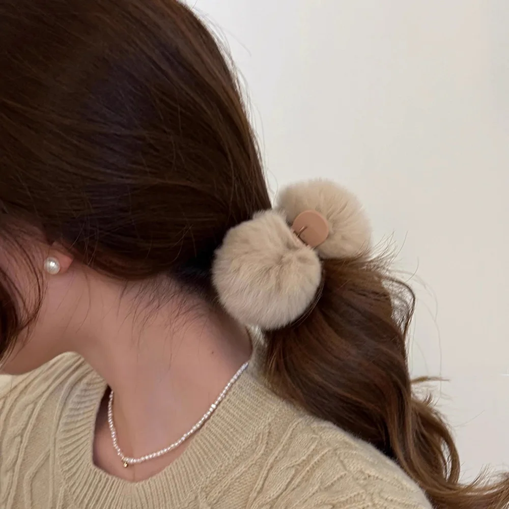 Pinces à cheveux en peluche en fourrure de lapin, Barrettes en forme de crabe pour femmes et filles, pinces à cheveux mignonnes pour queue de cheval, épingles à cheveux, accessoires pour cheveux, mode d'hiver