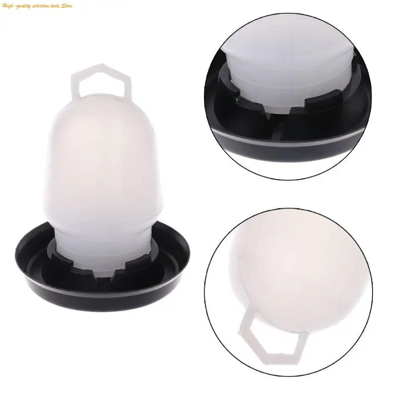 203f Chick Feeder Waterer แขวนภาชนะพลาสติกสัตว์ปีกสำหรับสัตว์ปีกในครัวเรือน