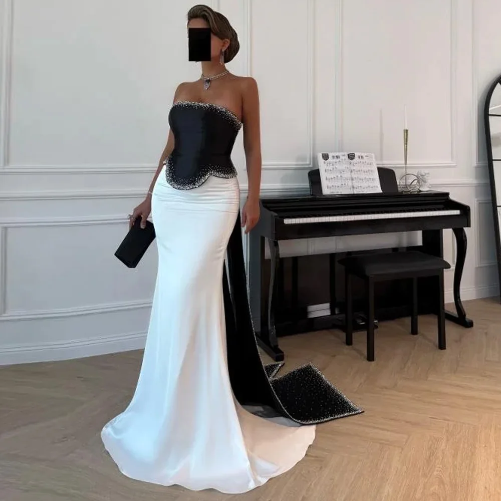 

Индивидуальное вечернее платье-русалка без бретелек из атласа, расшитое блестящими кристаллами, с нежным шлейфом, для особых случаев