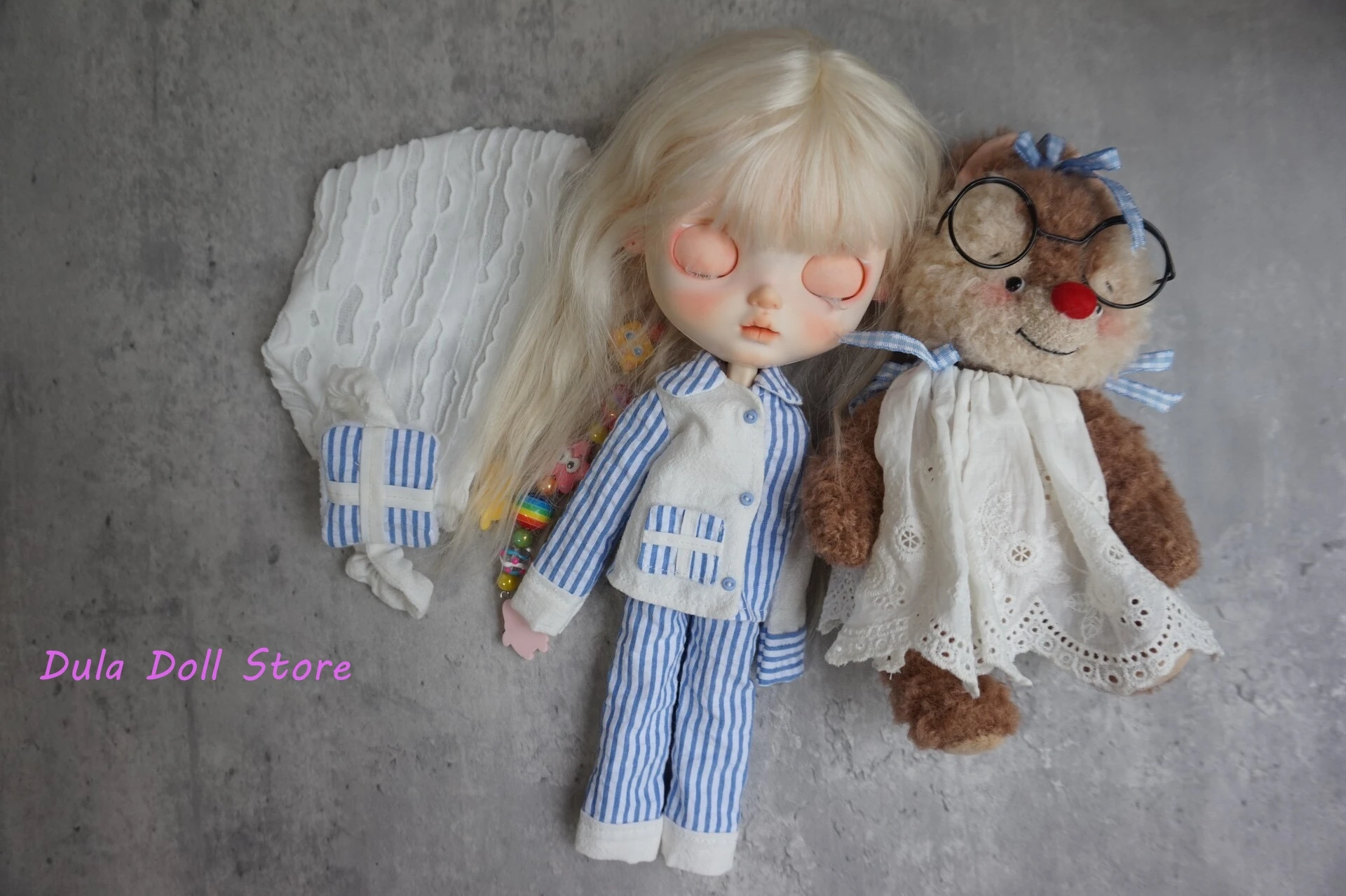 dula-doll-clothes-for-blythe-landoudou-landazz-ob24-ob22-licca-1-6-doll-blue-and-white-striped-patient-gown