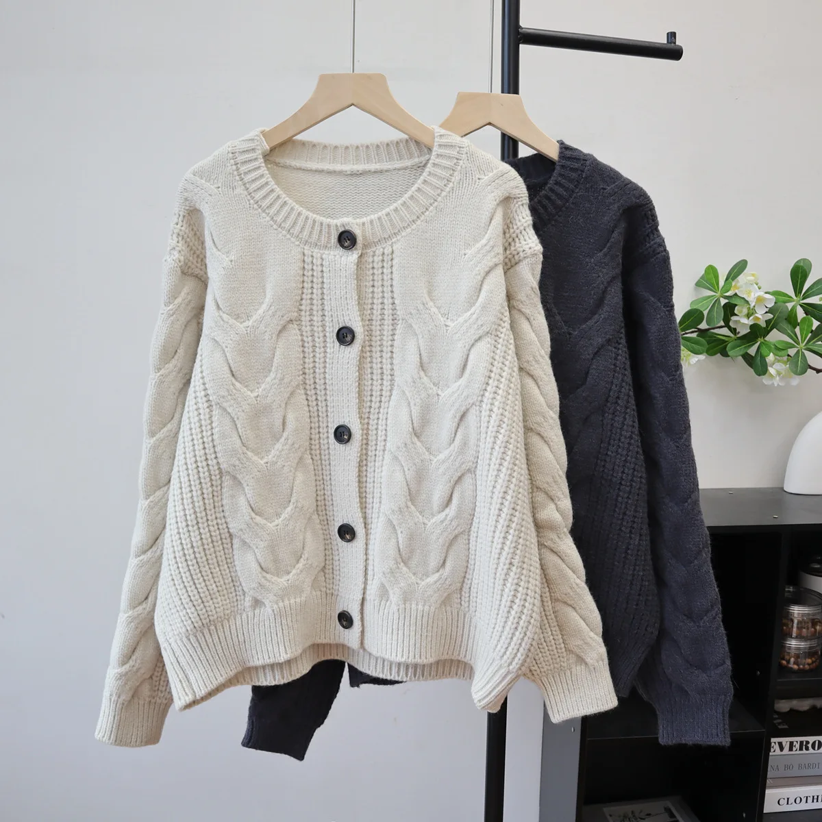 

Cardigan Women Sweaters Coats Round Neck Casual Loose Jackets Full Sleeve Jumpers Y2k Streetwear Elegant Knit Autumn Winter