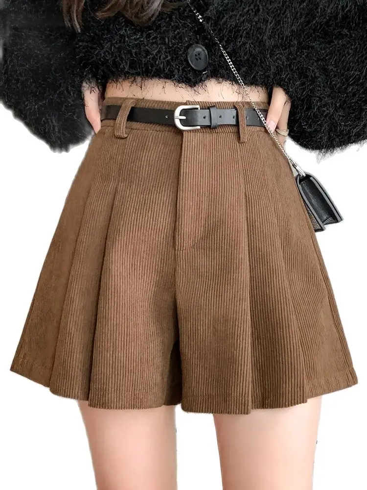 

QOERLIN Retro High Waist Corduroy Pleated Shorts A-Line Women 2024 New Loose Casual Shorts Winter Autumn Culottes Pocket Shorts