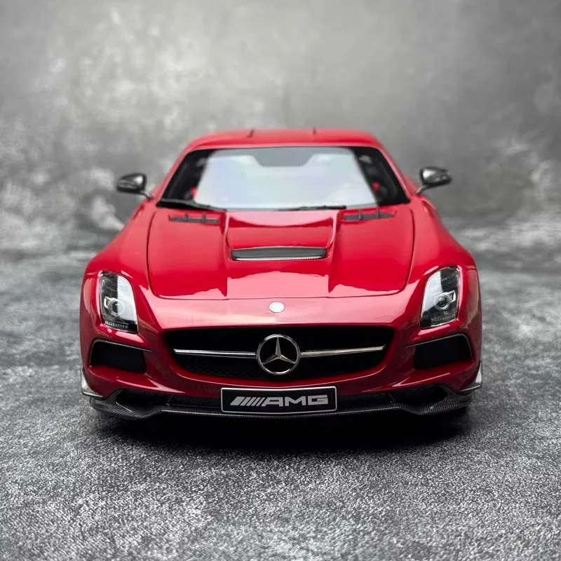 Minichamps Car Model 1/18 Benz Amg Sls Black Series Gt Car Simulation Model Room Display Ornament Model Boy Collection Toy Gift