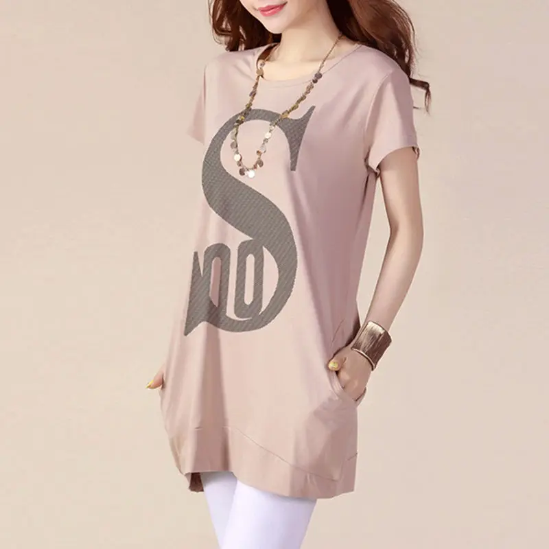 T-shirt estiva a maniche corte di grandi dimensioni di media lunghezza nuova T-shirt da madre allentata di mezza età tinta unita alla moda stile femminile