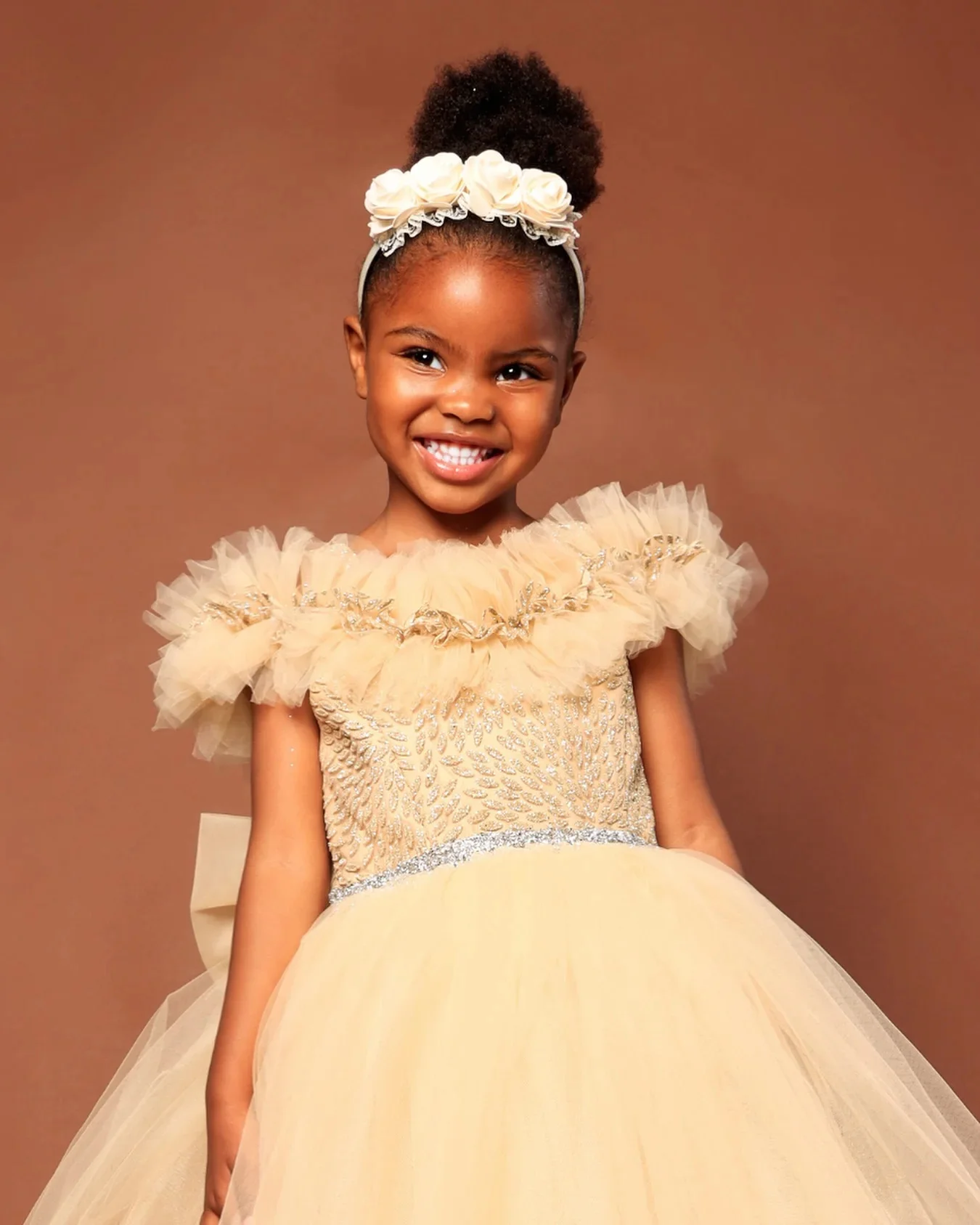 Customized Champagne Flower Girl Dresses For Wedding Appliques Backless With Bow Elegant Kids First Communion Formal Ball Gown
