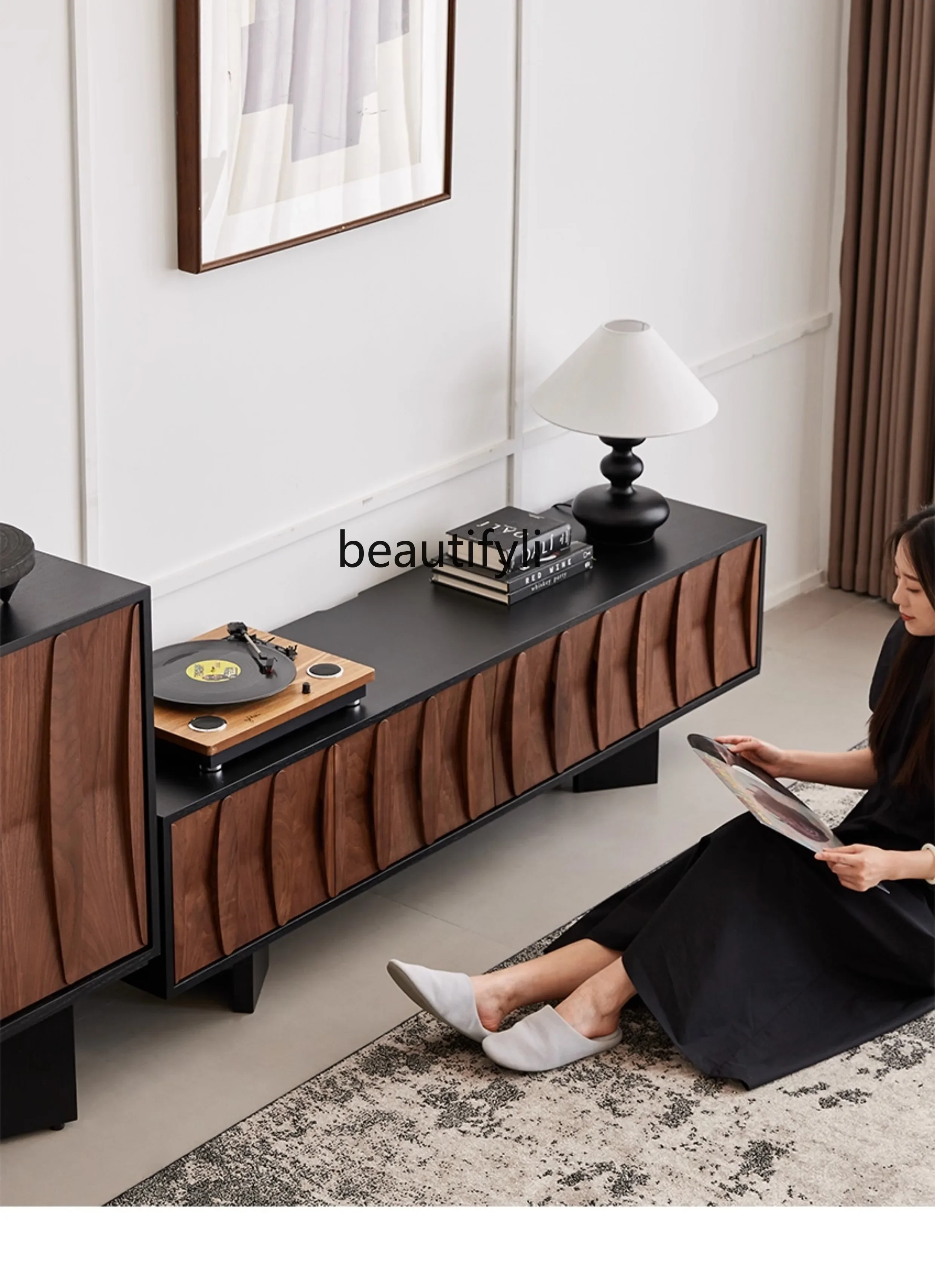 Walnut Wood Mid-Century Style Small Apartment Living Room TV Cabinet Light Luxury High-End Storage Cabinet