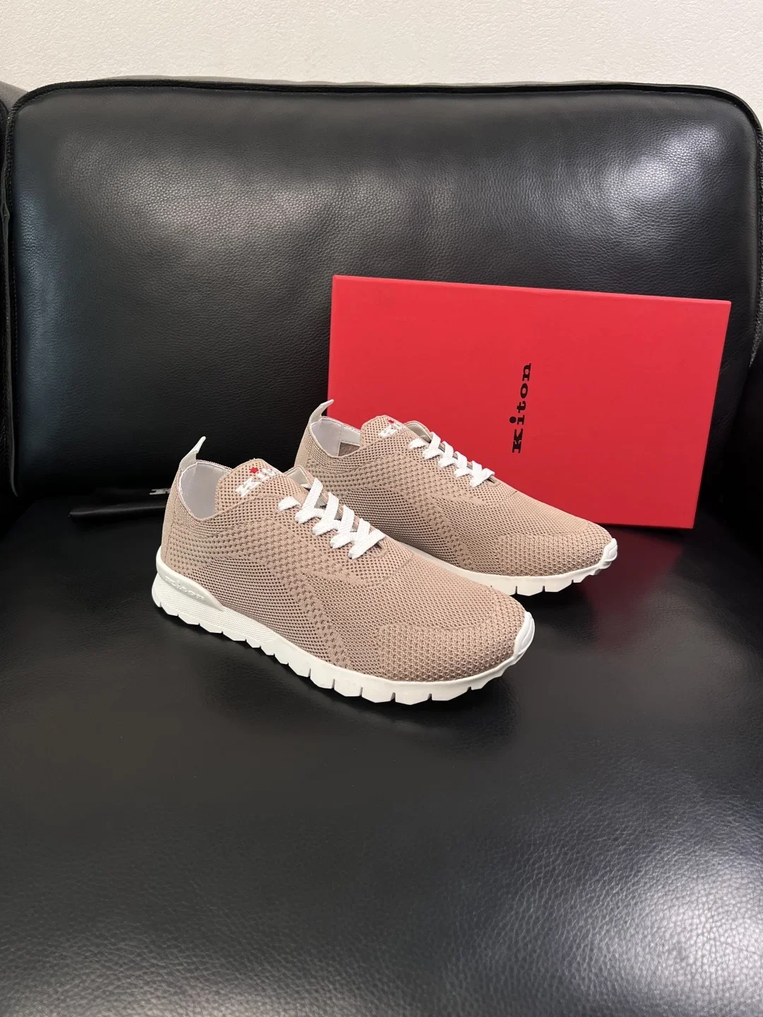 Kiton Italian old money style fashionable and comfortable men's casual shoes