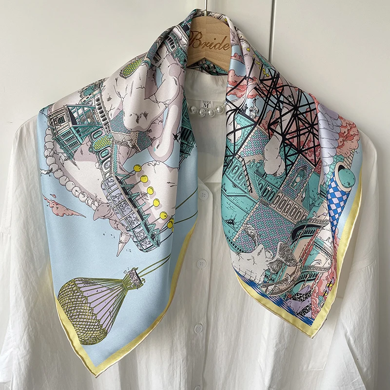 Рисунок 2 - Роскошный дизайнерский шелковый шарф с лошадью